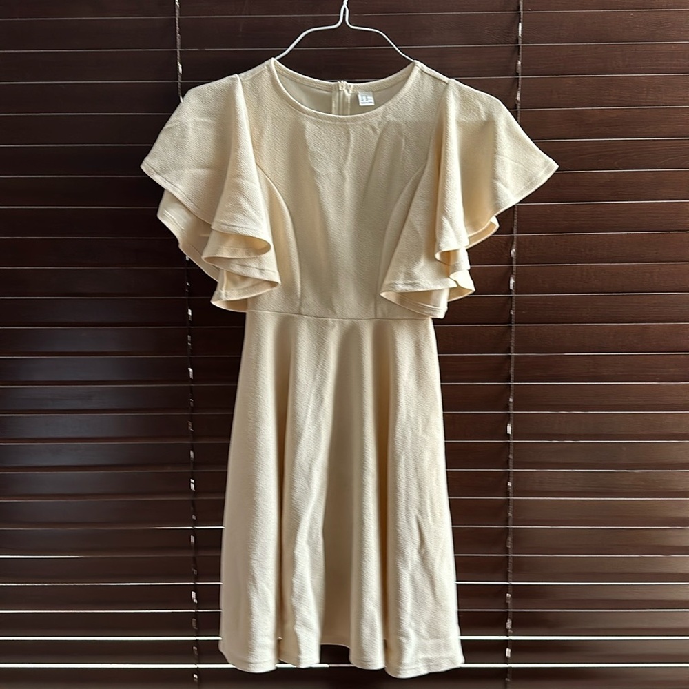 Casual flare biege dress